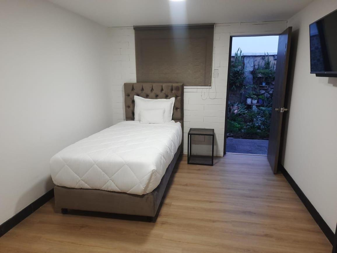 Hotel Gallery Urban Богота Экстерьер фото